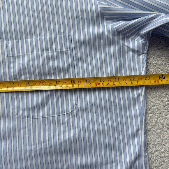 Kirkland Signature Men Light Blue Pinstripe Button Down Shirt Sz M - Picture 6 of 8